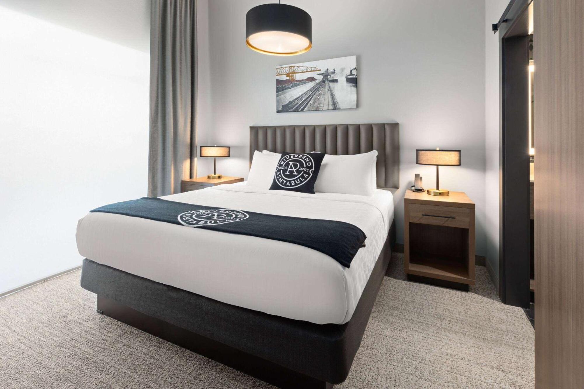Riverbend Hotel And Suites, Trademark Collection By Wyndham Ащабюла Екстериор снимка